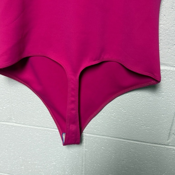Good American Hot Pink sleeveless Bodysuit with V-neck - Picture 7 of 7